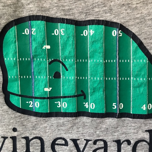 Vineyard Vines gray t-shirt with football print - Picture 5 of 6
